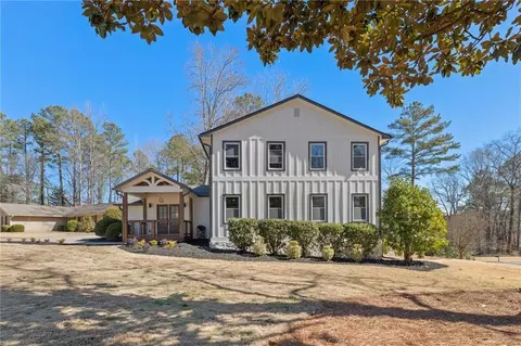 444 Greystone Trce, Marietta, GA 30068