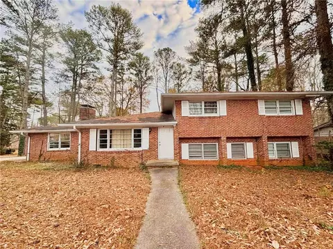 4887 Pine Shadows Dr, Stone Mountain, GA 30088