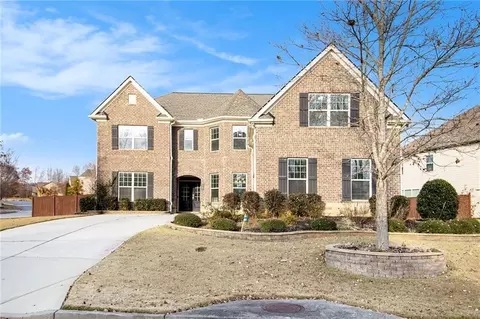 915 Elmsbrook Ln, Alpharetta, GA 30004