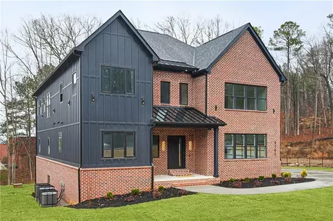 5165 Cascade Rd SW, Atlanta, GA 30331