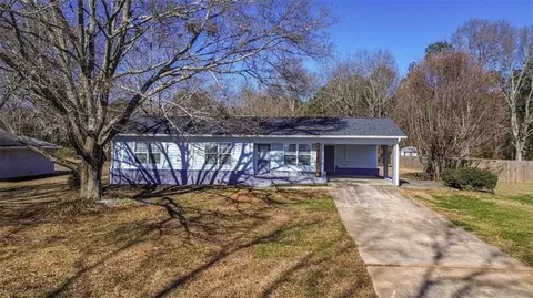 284 Doster Ave, Monroe, GA 30656