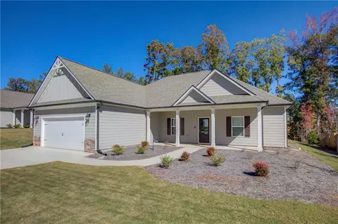 8910 Callaway Dr, Winston, GA 30187