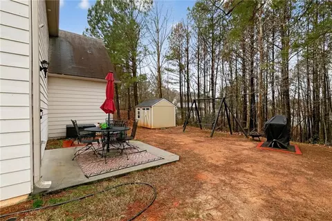 Exterior - 353 Daffodil Dr, Temple, GA 30179 photo 4 of 5