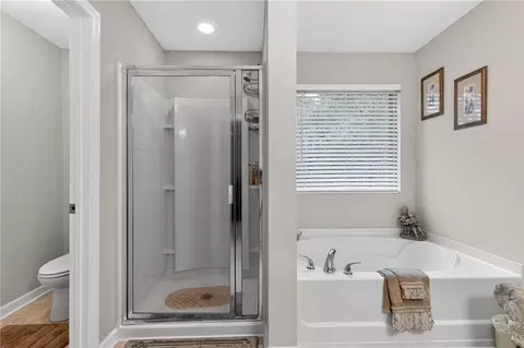 Bath - 353 Daffodil Dr, Temple, GA 30179 photo 2 of 2