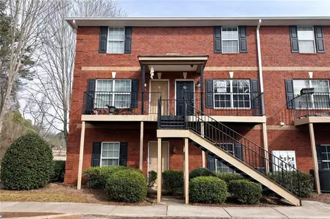 105 Whitehead Rd #10, Athens, GA 30606