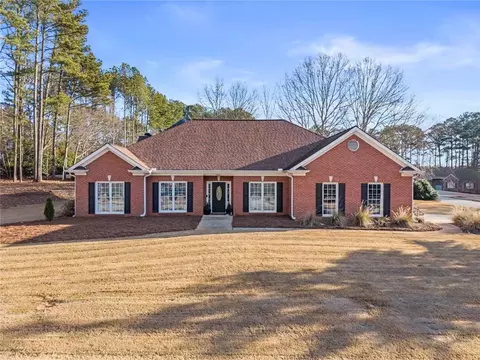 3020 Templeton Ln, Loganville, GA 30052