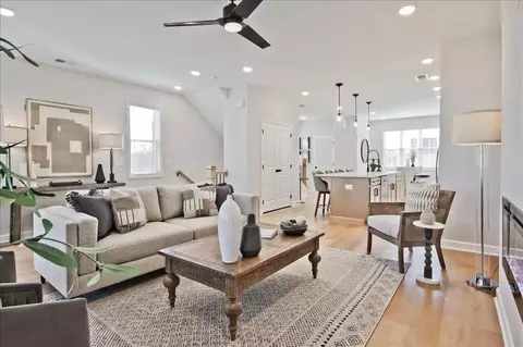 3344 Cranston Ln, Kennesaw, GA 30144