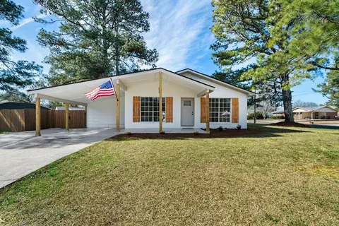 141 Malone Dr NW, Rome, GA 30165