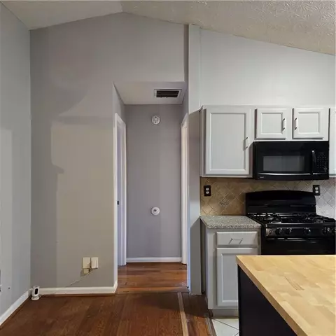 141 Juniper Dr, Mcdonough, GA 30253 photo 4