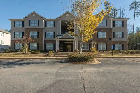 11203 Fairington Ridge Cir, Lithonia, GA 30038