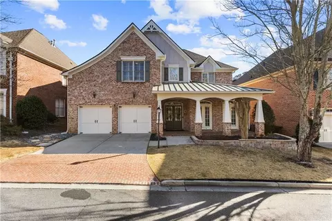 285 Wembley Cir, Atlanta, GA 30328