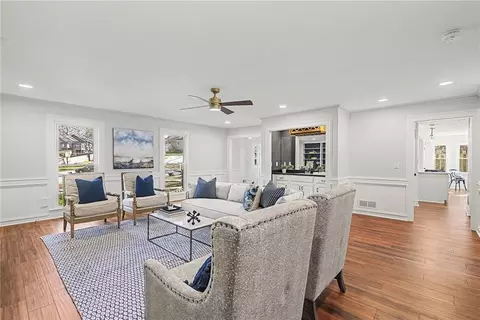 Living - 2017 Parsons Ridge Cir, Duluth, GA 30097 photo 3 of 5