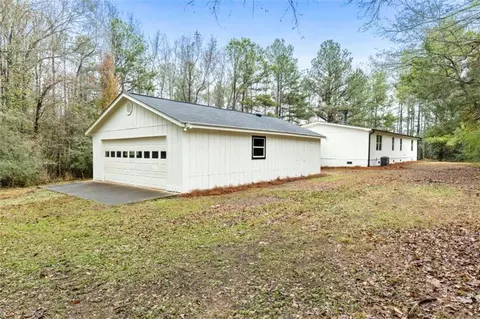 Exterior - 234 Peoples Rd, Jackson, GA 30233 photo 7 of 7
