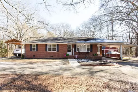 1779 Mount Vernon Rd NW, Monroe, GA 30656