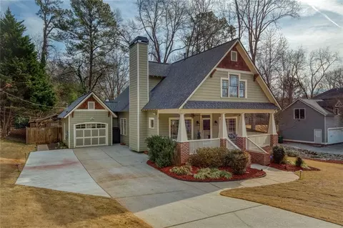 2110 Stockbridge Dr SE, Atlanta, GA 30316
