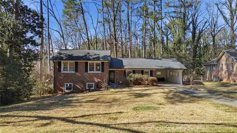 4462 Redwood St, Atlanta, GA 30360