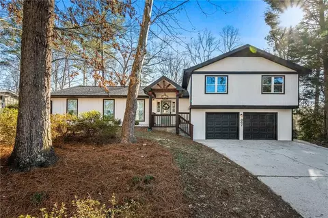 362 Cove Island Way NE, Marietta, GA 30067