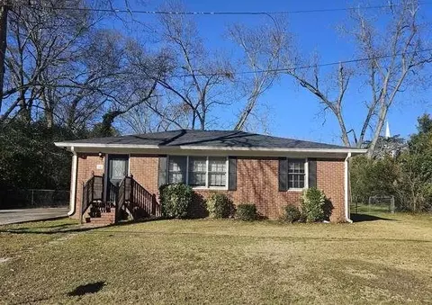 142 Burnside St, Jonesboro, GA 30236