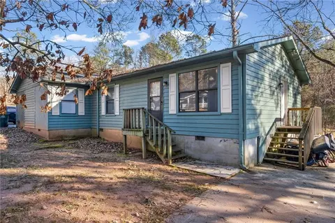 7117 Pineneedle Dr SW, Covington, GA 30014