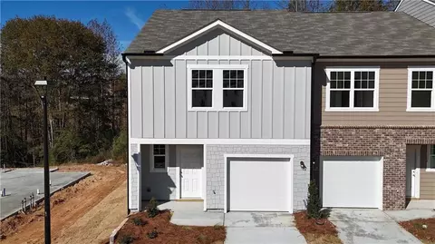 112 Rivington Dr, Winder, GA 30680