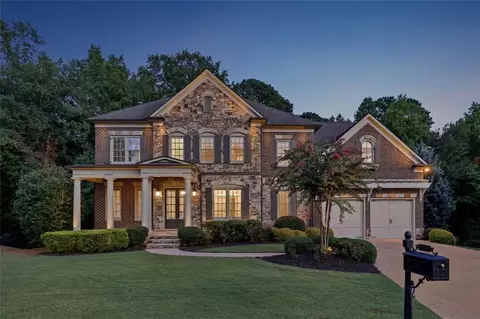 1070 Stonegrove Ln, Roswell, GA 30075