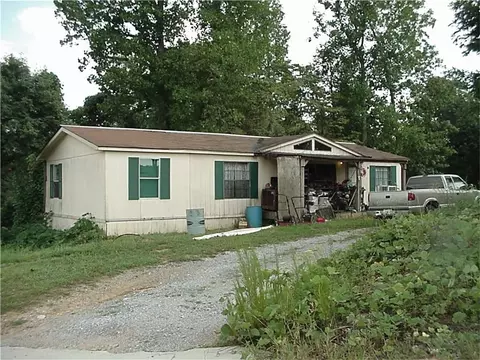 65 Lindsey Ln, Jasper, GA 30143