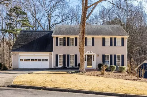 705 Springview Ct, Roswell, GA 30076