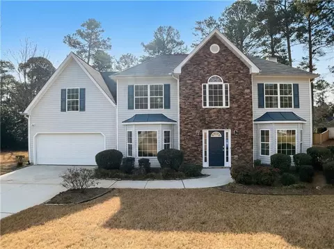 837 Winding Grove Ln, Loganville, GA 30052