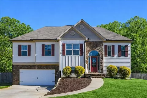 47 Little Creek Manor Ct, Dallas, GA 30157