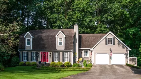4002 Edgewood Ct, Marietta, GA 30068