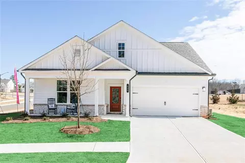 153 Chattahoochee Cir, Locust Grove, GA 30248