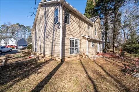 Exterior - 4240 Berkeley Mill Ln, Duluth, GA 30096 photo 5 of 7