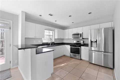 Kitchen - 4240 Berkeley Mill Ln, Duluth, GA 30096 photo 1 of 2