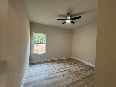 Bedroom - 2089 N Hicks Rd, Toccoa, GA 30577 photo 2 of 4