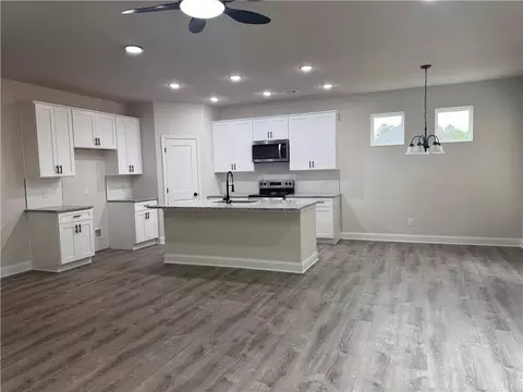 2113 N Hicks Rd, Toccoa, GA 30577 photo 6