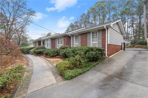 1576 Rainier Falls Dr NE, Atlanta, GA 30329