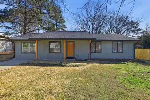 9068 Gatewood Dr, Jonesboro, GA 30238