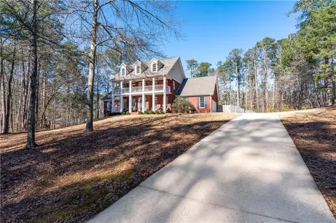 5875 Sandy Creek Rd, Loganville, GA 30052