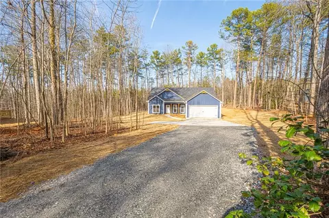 100 Kings Crossing Dr, Dawsonville, GA 30534