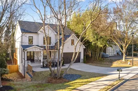 2331 Preston Park Ct, Decatur, GA 30032