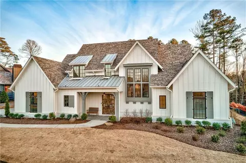 211 Memory Ln, Canton, GA 30115