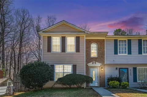 4211 Wingfoot Ct, Decatur, GA 30035