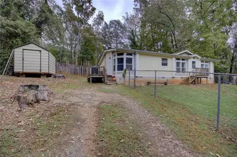 755 Lang Cir, Covington, GA 30014 photo 2