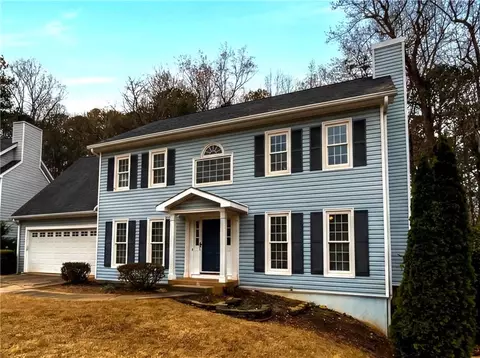 945 Haverhill Trl, Lawrenceville, GA 30044