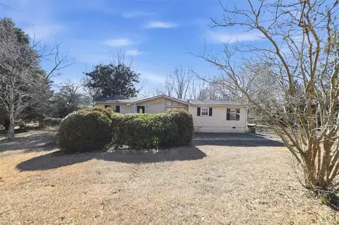 2415 Hi Roc Rd NE, Conyers, GA 30012