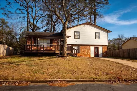 6566 Melandre Dr, Morrow, GA 30260
