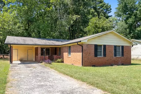 6155 Landover Cir, Morrow, GA 30260