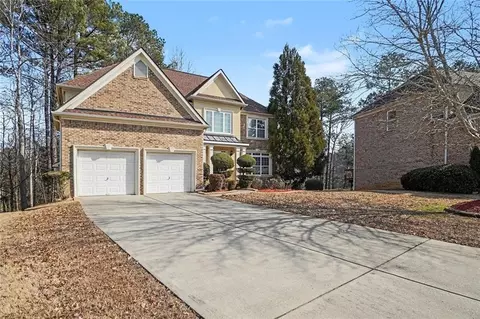 2552 Wolf Den Ln, Atlanta, GA 30349