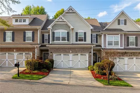 2910 Cross Creek Dr, Cumming, GA 30040