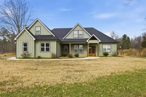 25 Adalee Rd, Carrollton, GA 30117